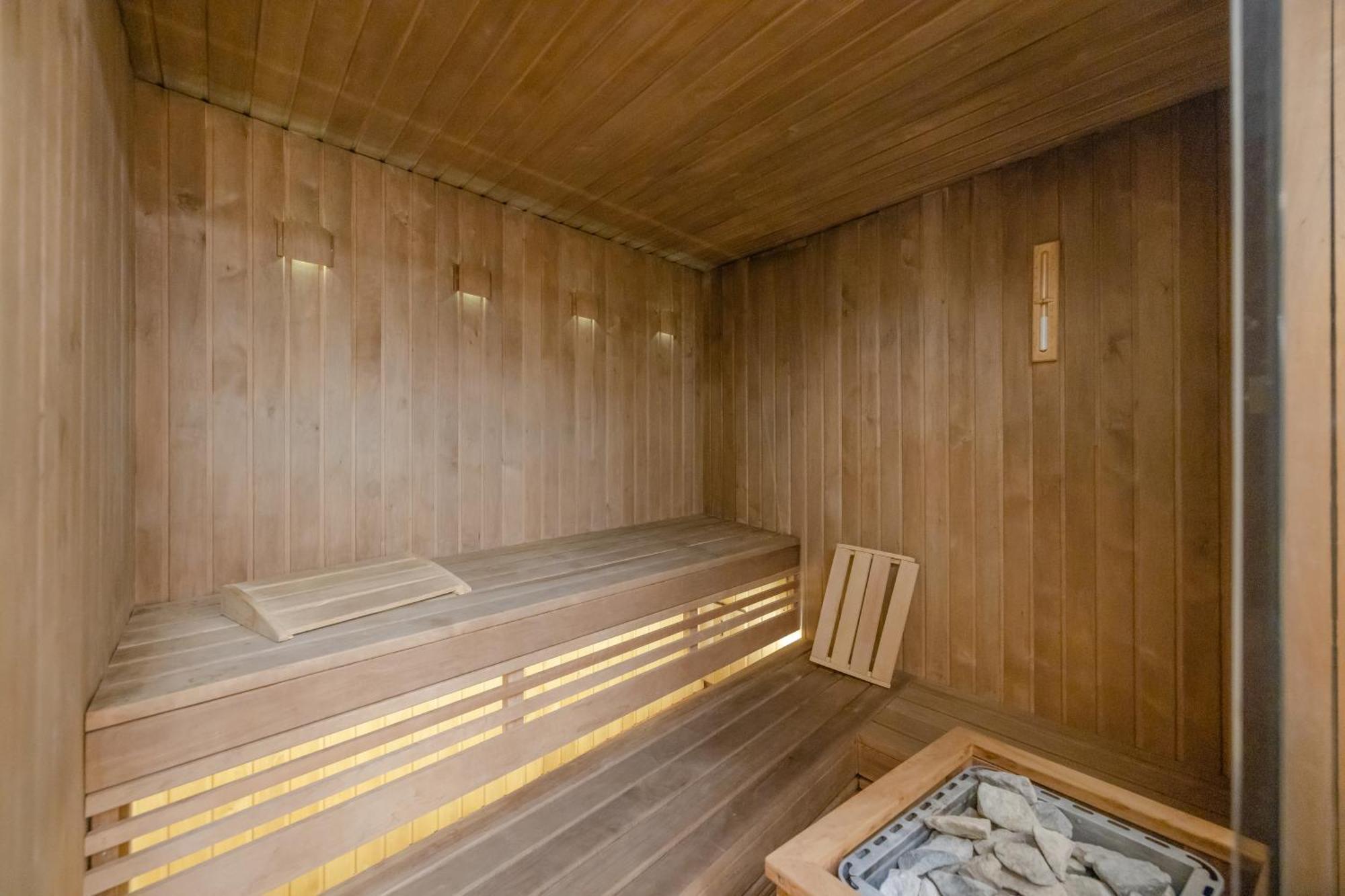 Apartmate- Heart Of Oldtown Apartment- Sauna & Security Гданьск Экстерьер фото